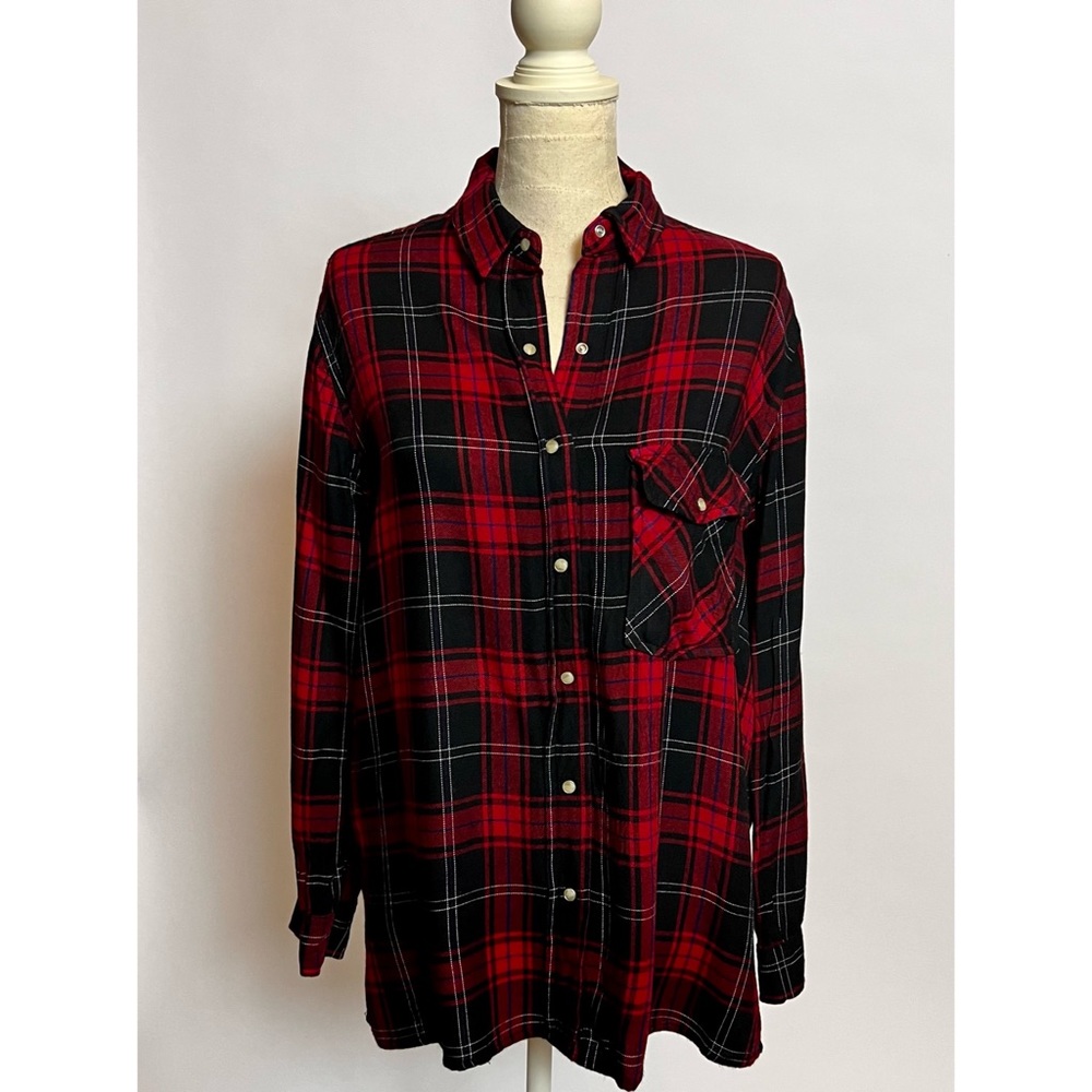 Zara Red and Black Plaid Embroidered Snap Button Top Sz M